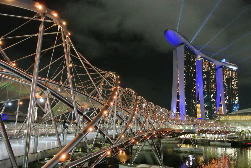 Double Helix Bridge Singapore
