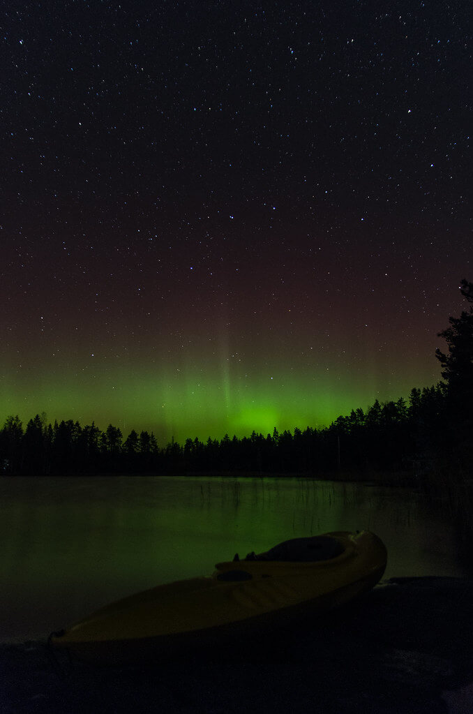 Juho Holmi - Northern Lights on lake Näsijärvi