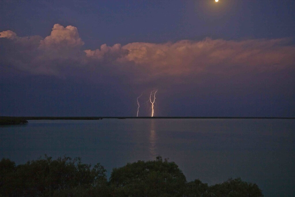 elliot keeney.- town beach lightning